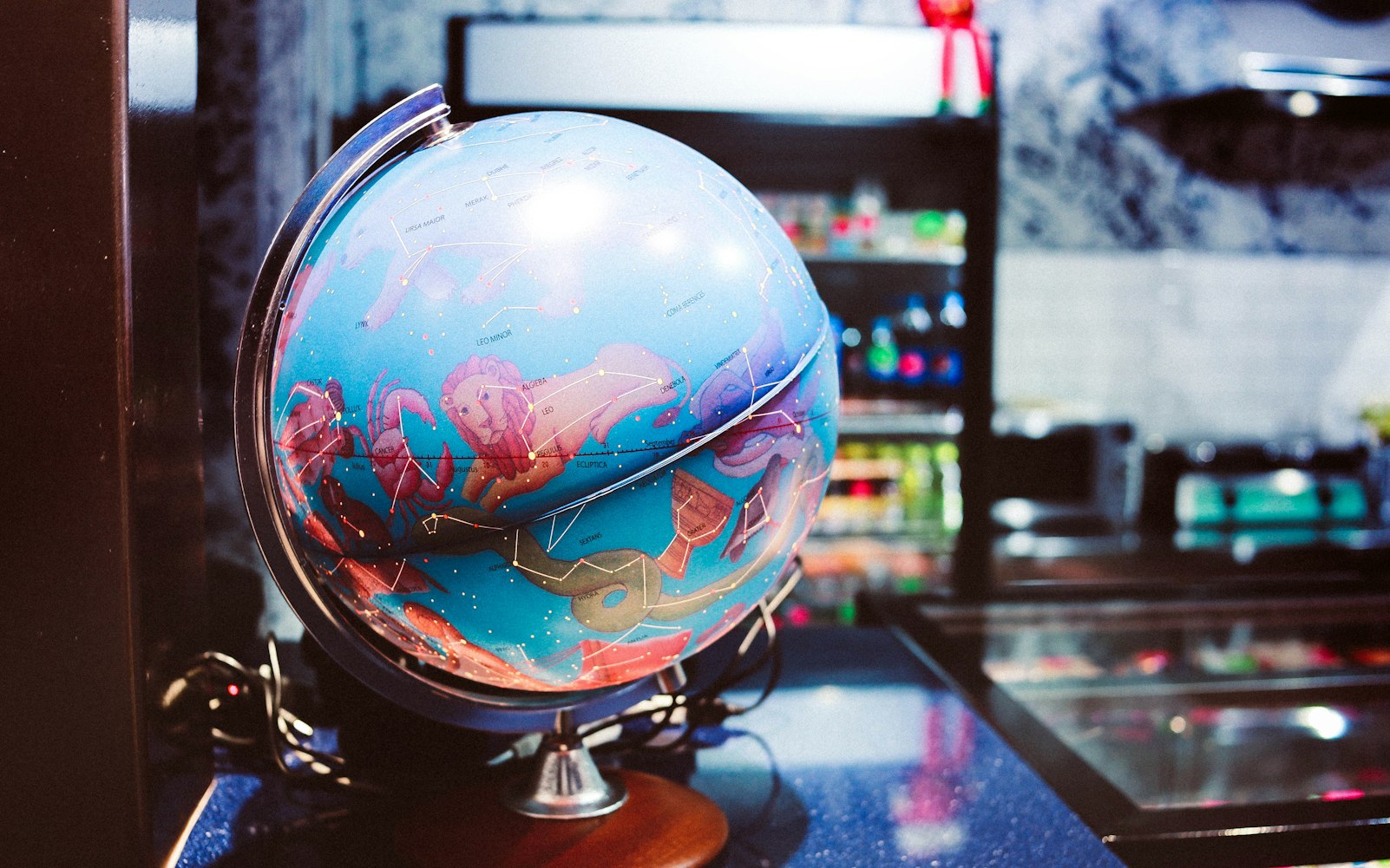钙钛矿电池太空设备，当脆皮材料遇上星辰大海