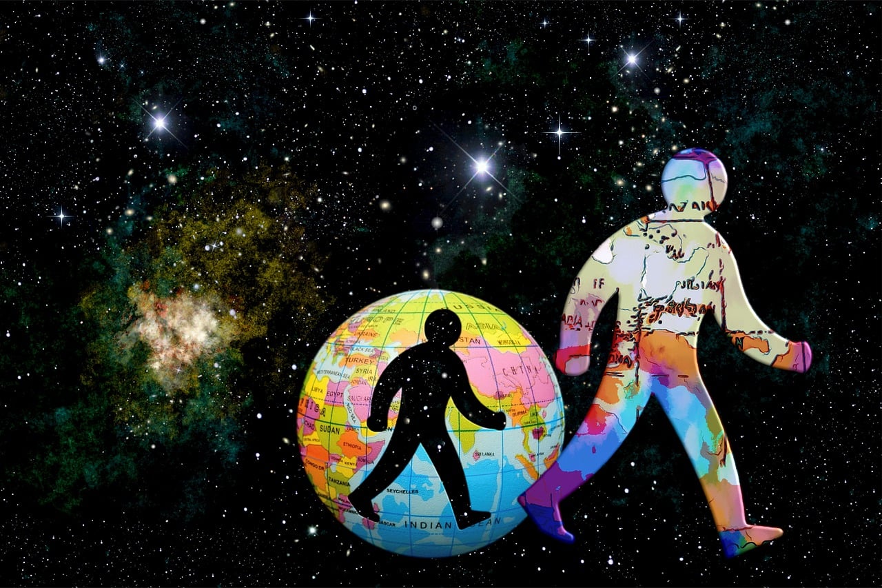 惊现飞扑克牌,一场从街头到科学的魔幻现实 惊现飞扑克牌,一场从街头到科学的魔幻现实